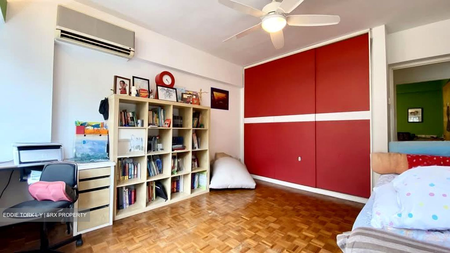 Pine Grove (D21), Condominium #565643001